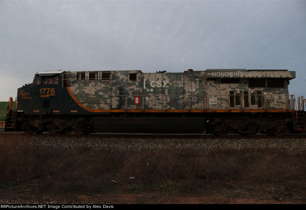 CSX 1776 Side Profile